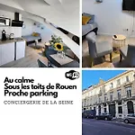 Le Yellow Korner - Lit Neuf Apartment