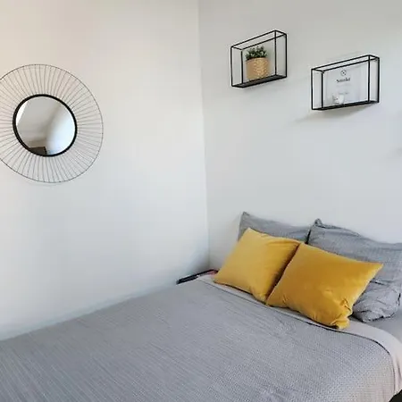 Le Yellow Korner - Lit Neuf Apartment *